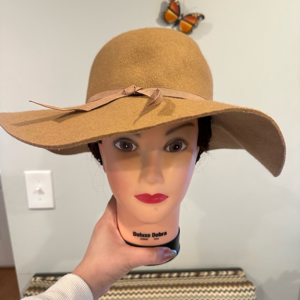 Women Brown hat